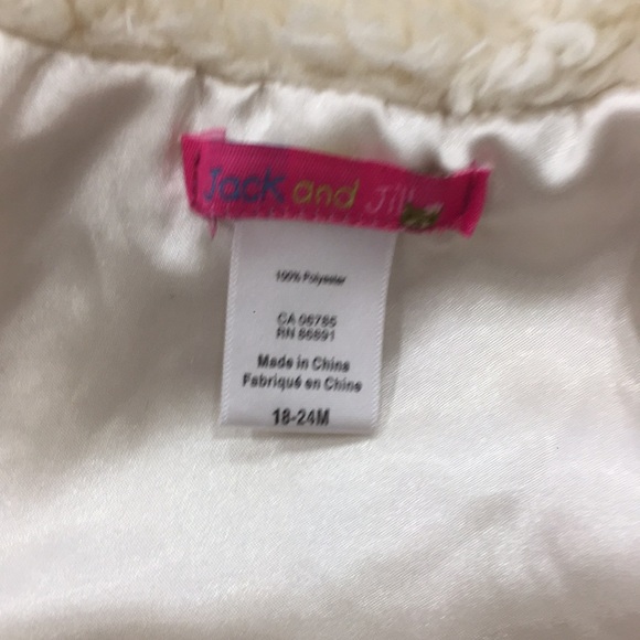 🦋FREE SHIP $50🦋 Jack & Jill Faux Fur Vest 18-24 - Picture 5 of 6